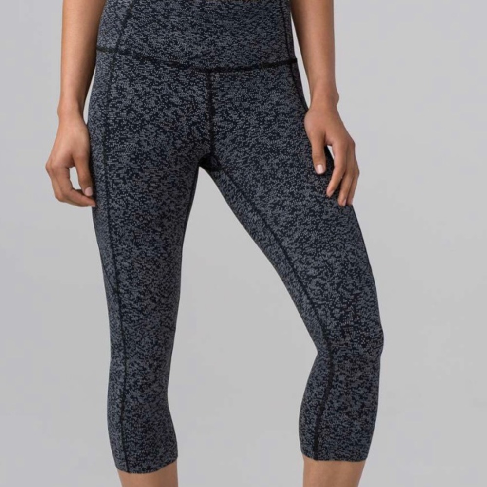 Lululemon Fast and Free Crop II, Nulux, 19 inches, High Rise
